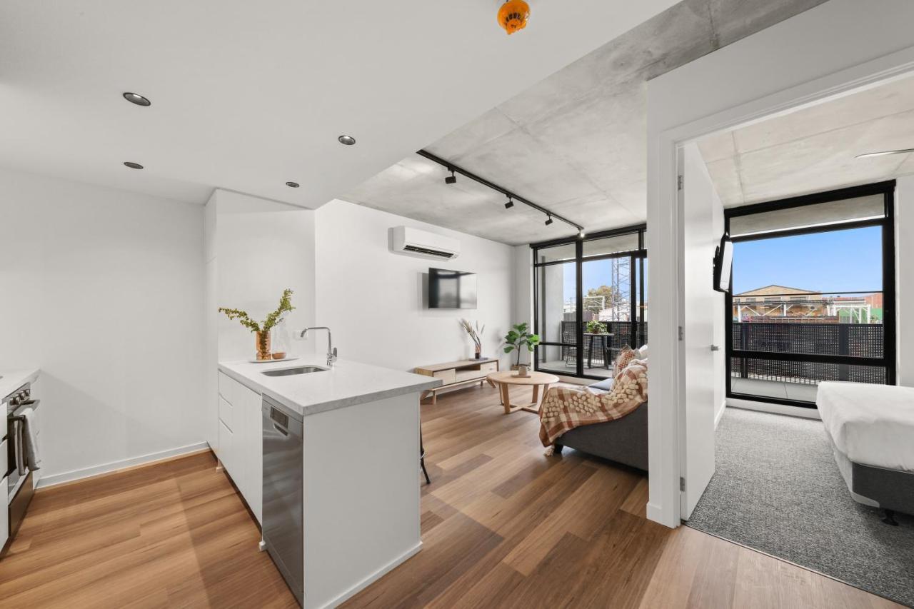 Rambla At Solarino House Aparthotel Melbourne Exterior photo