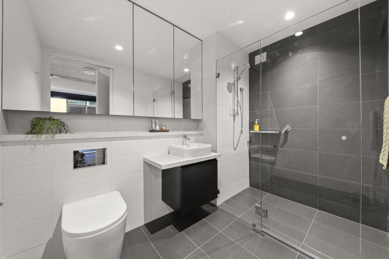 Rambla At Solarino House Aparthotel Melbourne Exterior photo